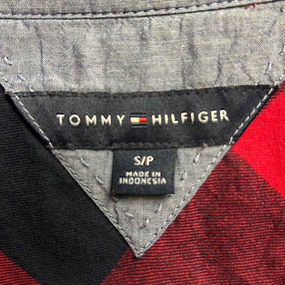 Tommy Hilfiger Red and Navy Half Button Down Flannel Shirt - Picture 2 of 5